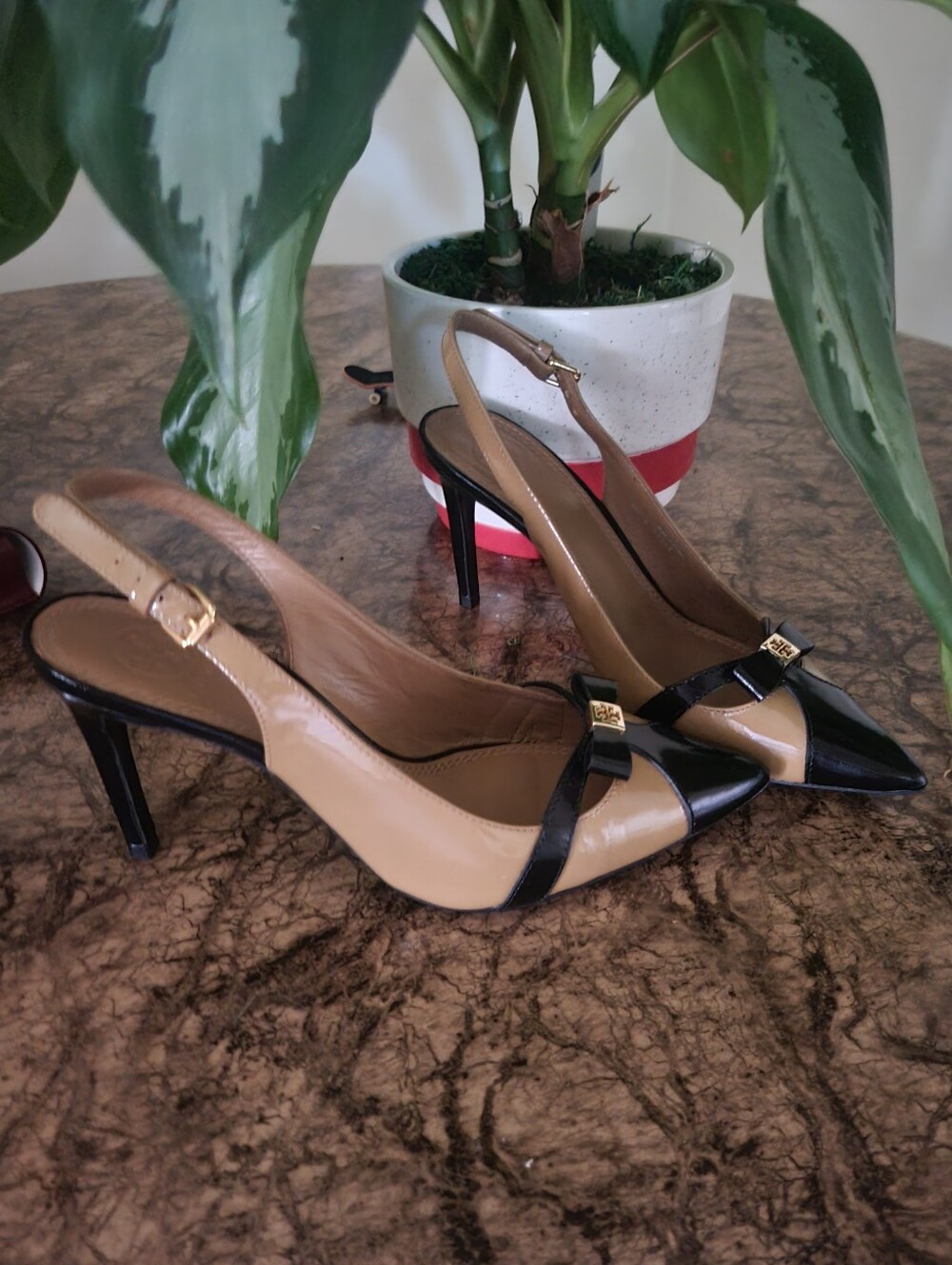 Tory Burch Leather Sling Back Pumps Black Camel 6
